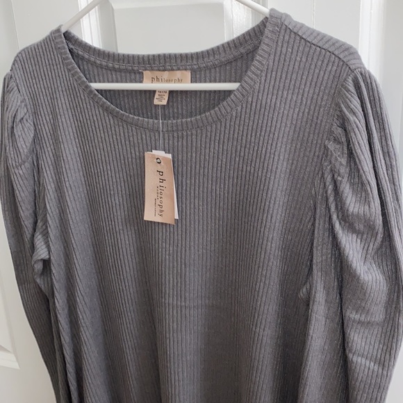 NWT Philosophy Ribbed Puff Shoulder Sweater in Grey - Picture 3 of 4